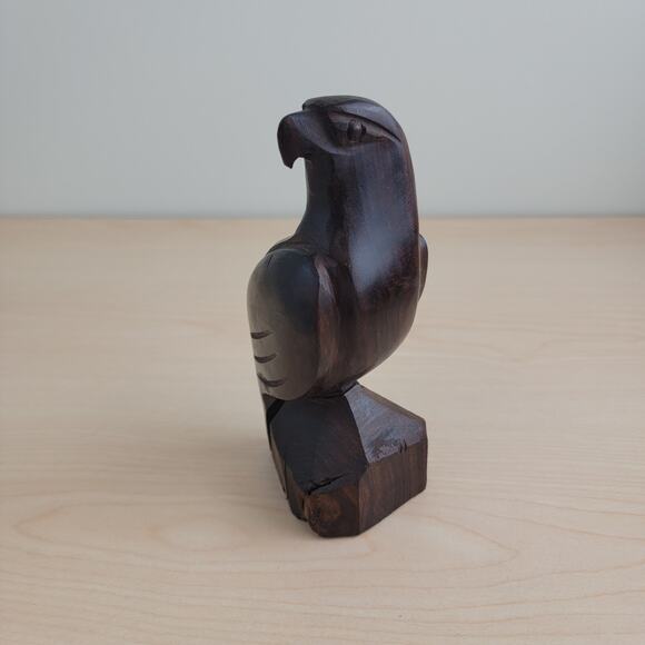 Mahogany Hawk Statue - Picture 2 of 11